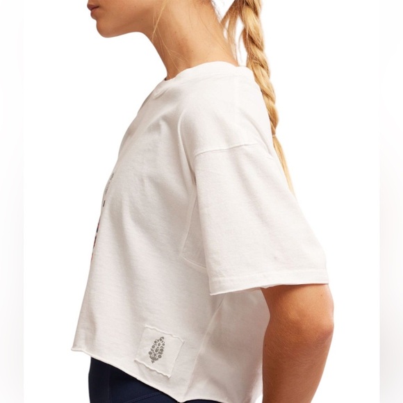 FP Movement Women's Inspire Logo
T-Shirt NWT Women XL - Picture 7 of 8